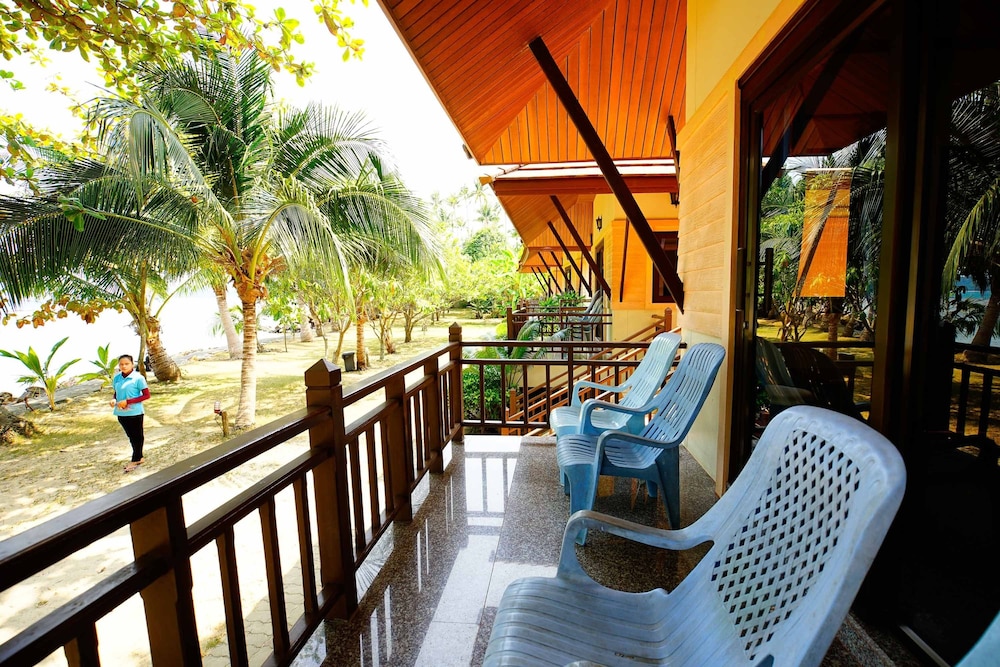Coral Resort