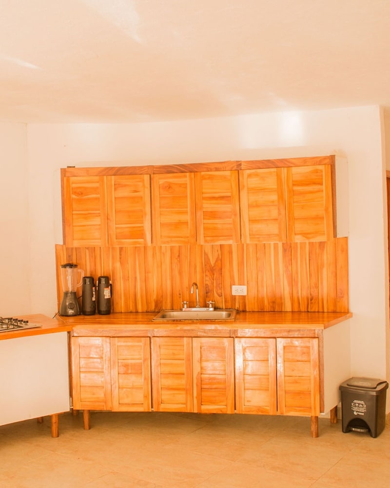 Room-hb4 Double Room With Private Bathro