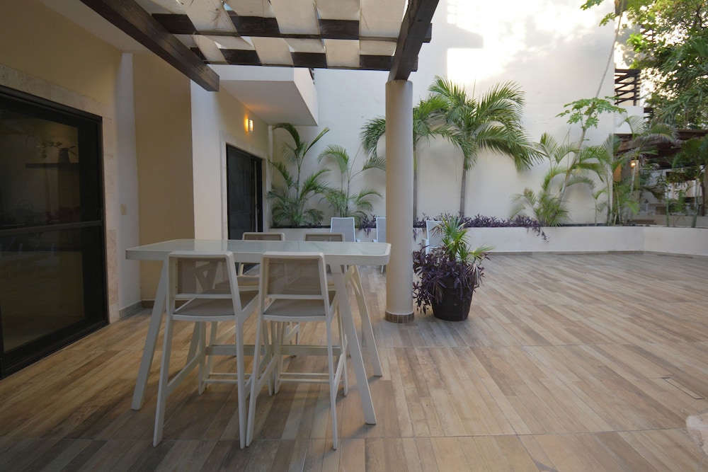 Aldea Thai by AR Vacations