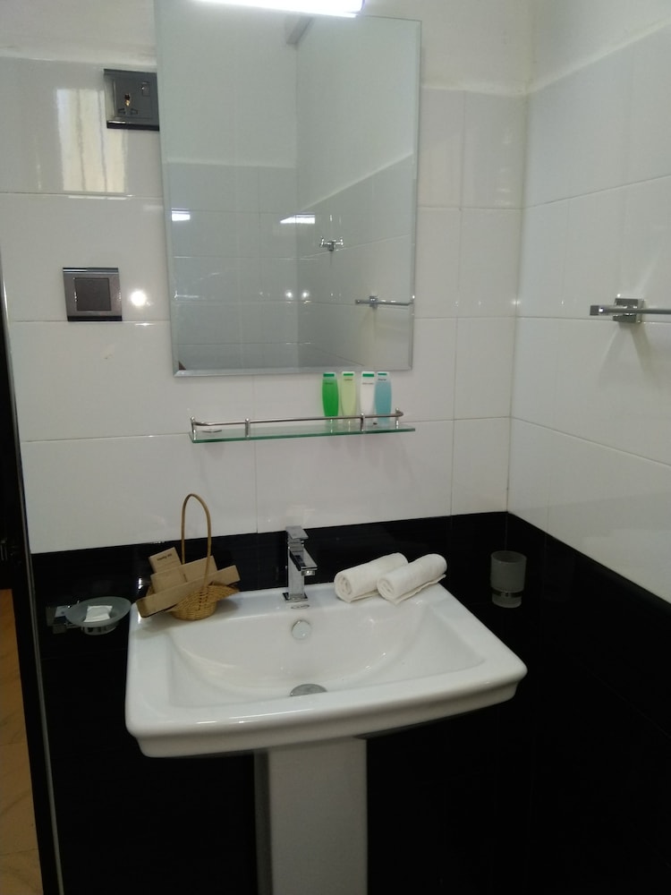 Photo 28