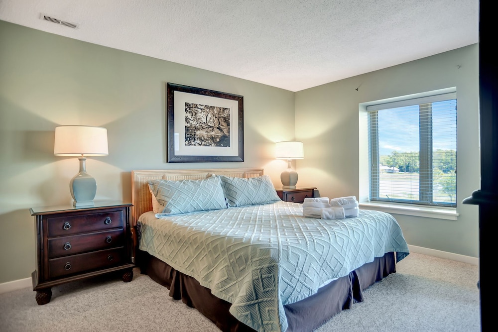 1739 Bluff Villas at The Sea Pines Resort view 2