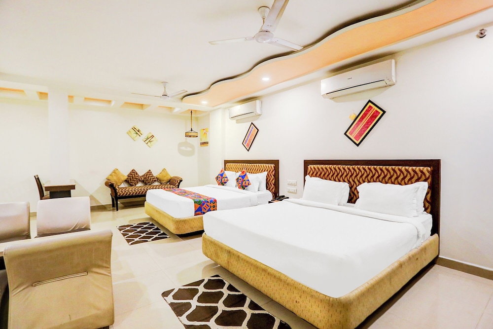 Fabhotel Suncity