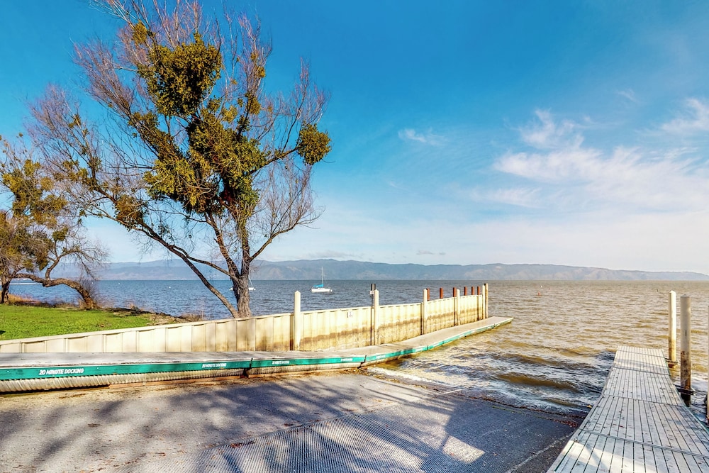 Forbestown Retreat: Easy Access to Clear Lake