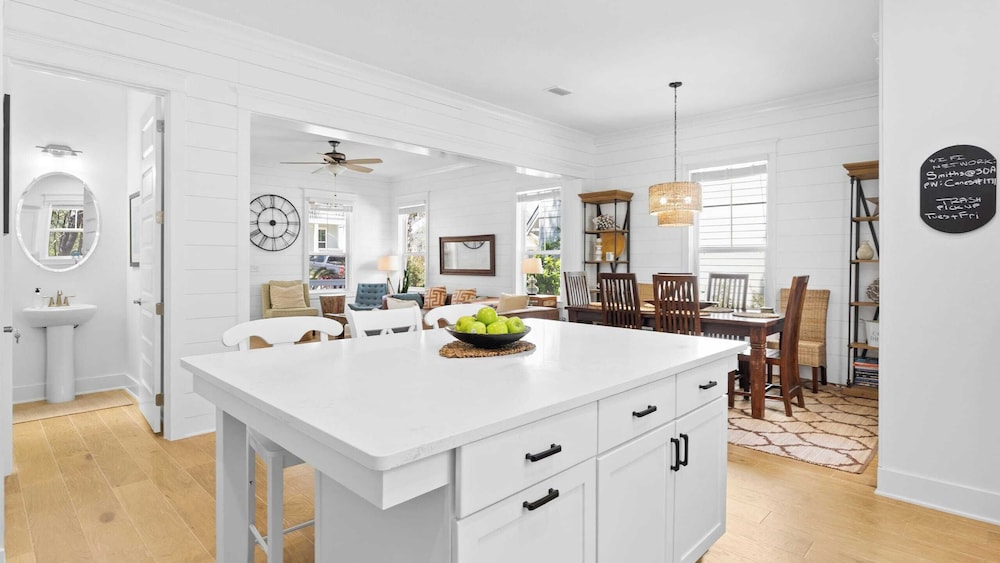 2 Homes in Inlet Beach by Avantstay Dock+lake Access, Saltwater Pool, Close to the Beach