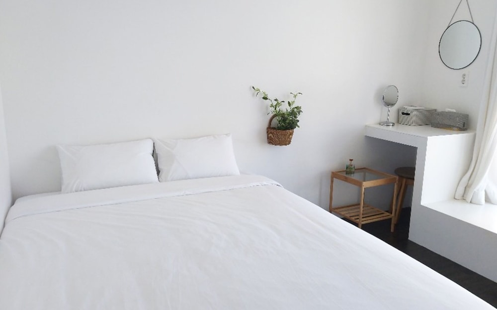 Jeju Hyeopjae Seojjok Guest House view 2