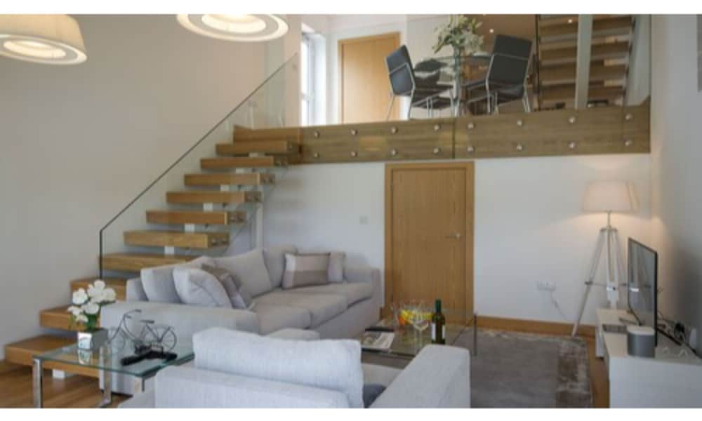 Tailored Stays - Executive Town House
