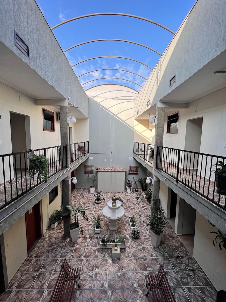 Pousada Golden House