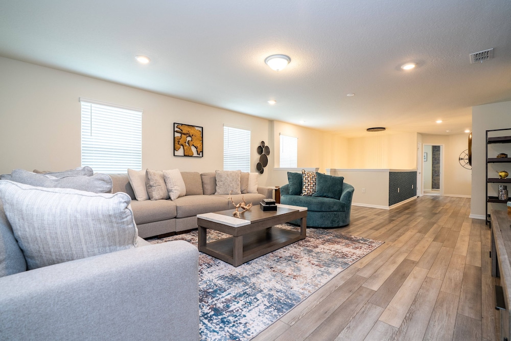 Windsor Cay 7BR Water Park Free