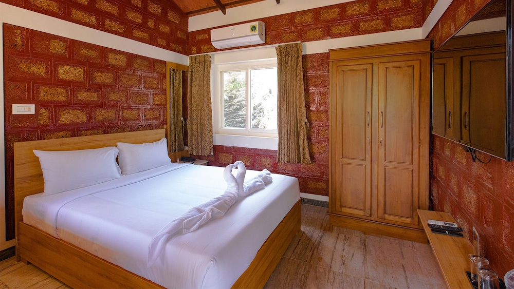 Aara Jungle Resortes Pvt Ltd