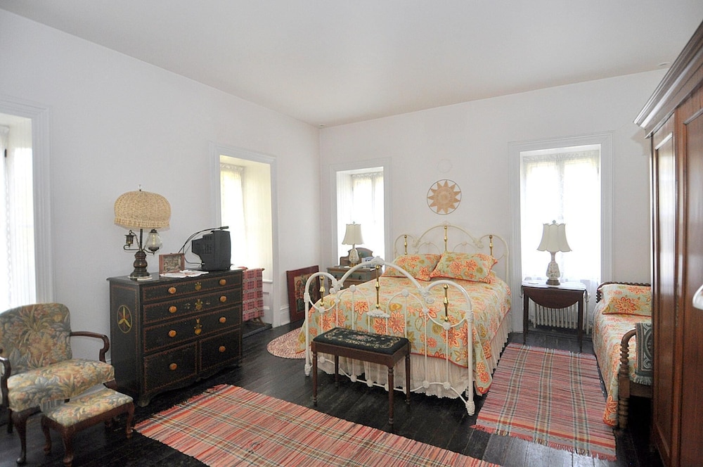 Manor at Berkeley Springs - Property Image 27