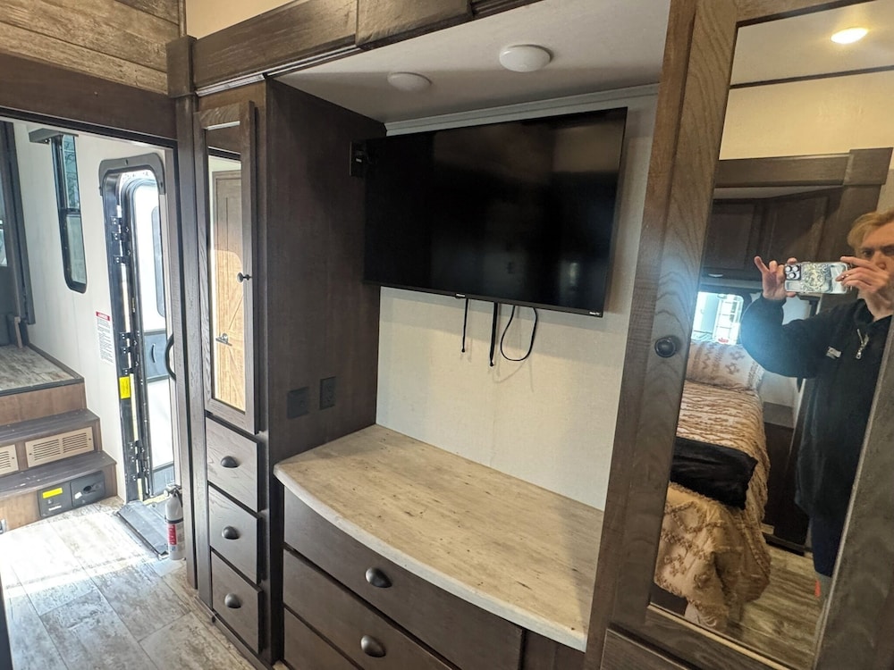 Mountain Shadows RV & MHC