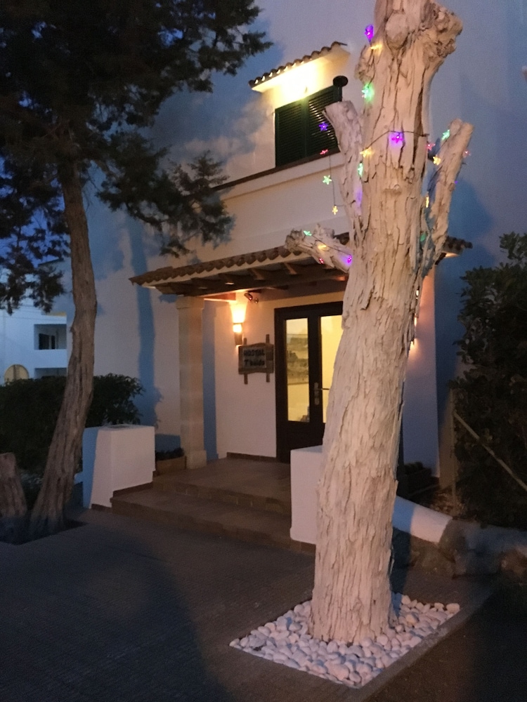 Hostal Tbaida