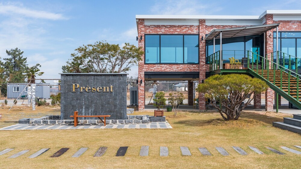 Mu-an Prejong Dokchae Pension