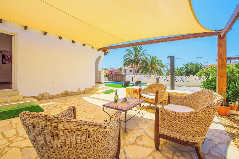 Villa Neus