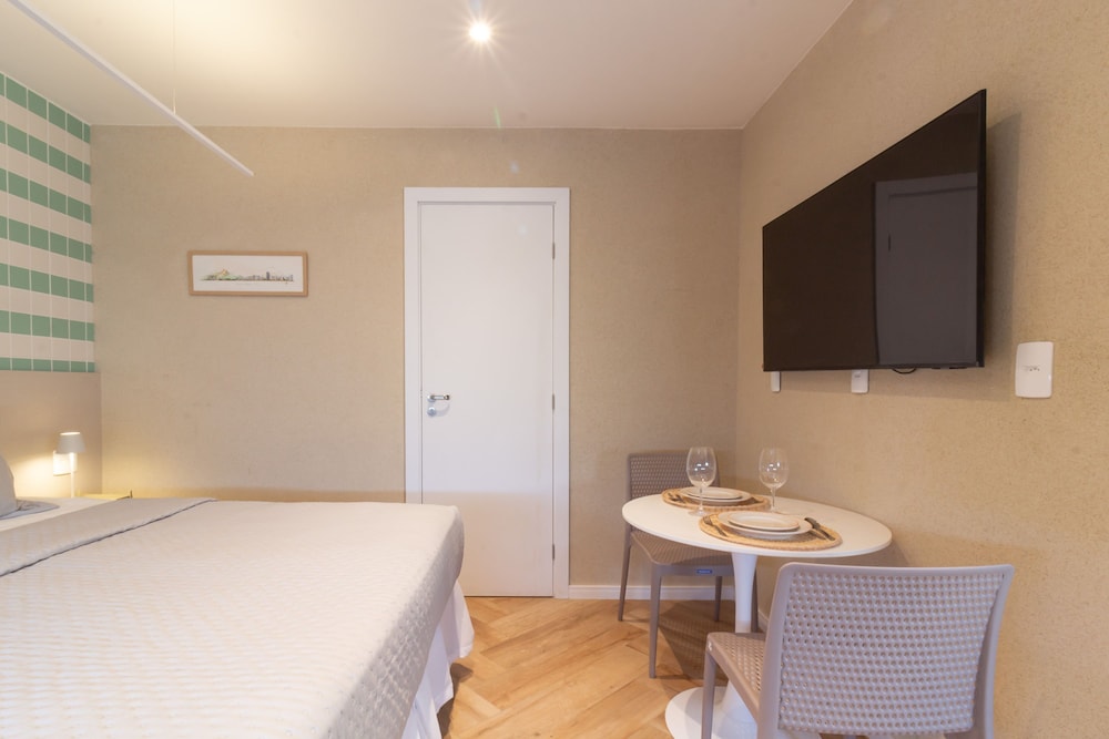 Cosy a few Steps From Copacabana Beach Q13 e 16