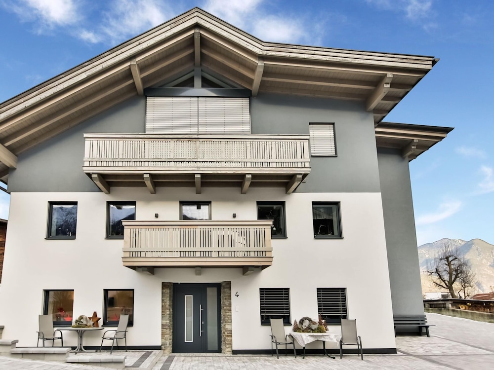 Inviting Apartment in Inzing With Garden