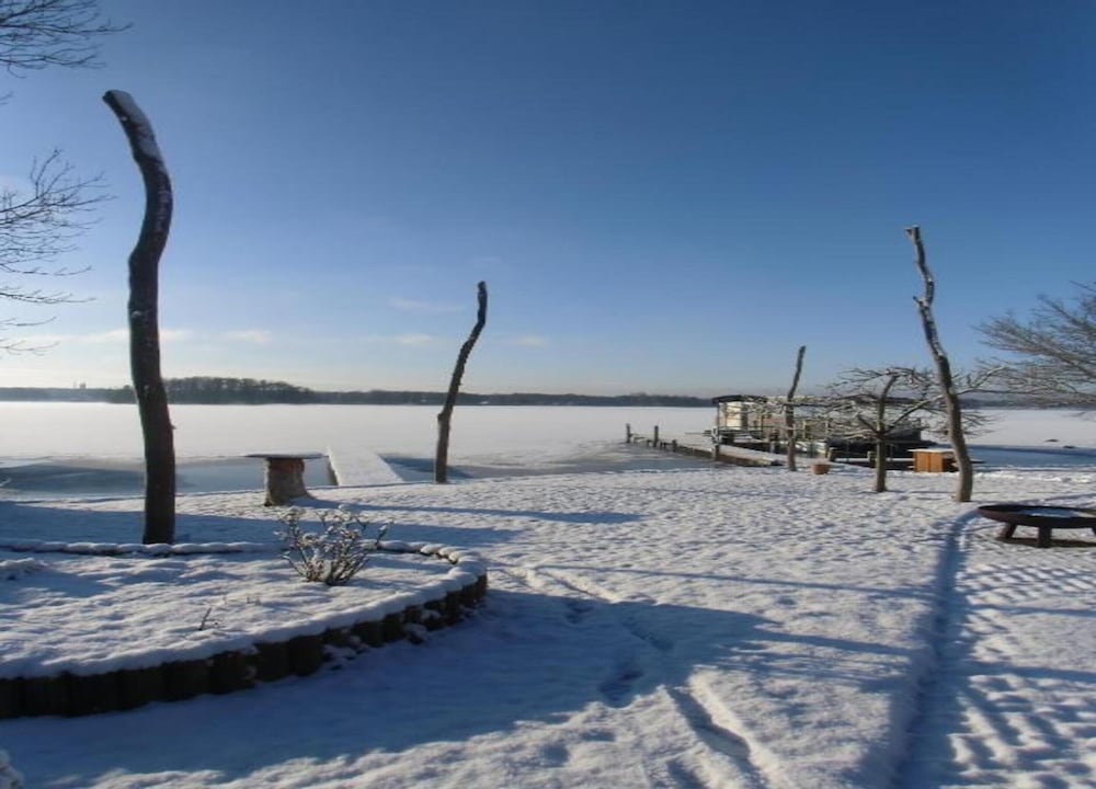 Teupitz Lakeside Escape