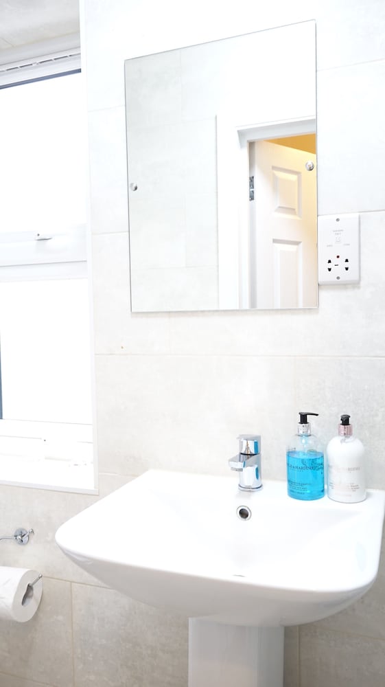 Heathrow Ensuites Rooms