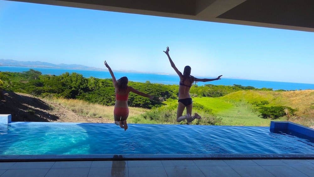 Fiji Luxury Pool Villa - view 14
