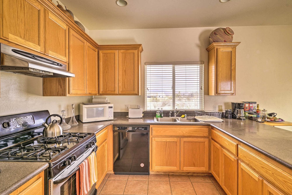 Borrego Springs Stargazing Home w/ Mtn Views - Property Image 10