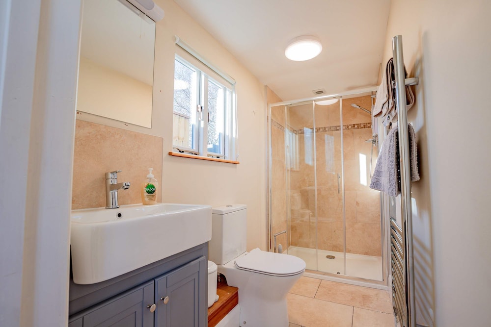 Host Stay Upperley Barn