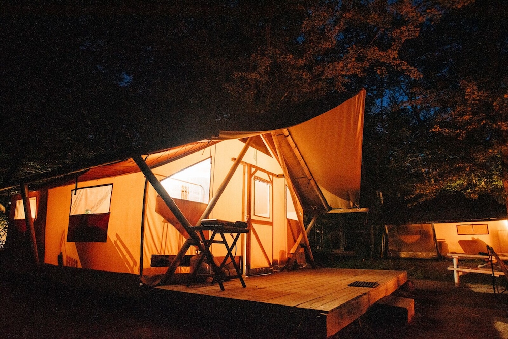 Huttopia White Mountains
