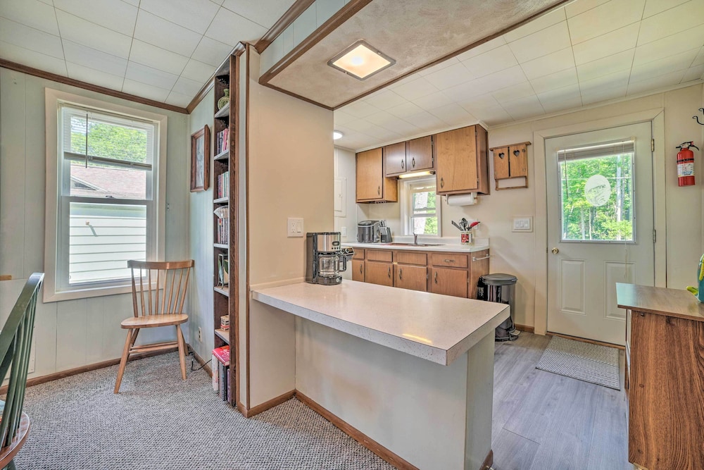Waterfront Tawas Lake Retreat w/ Fire Pit!