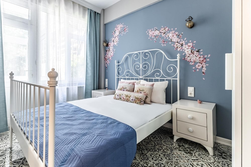 Exquisite and Central Flat in Bar Street Kadikoy