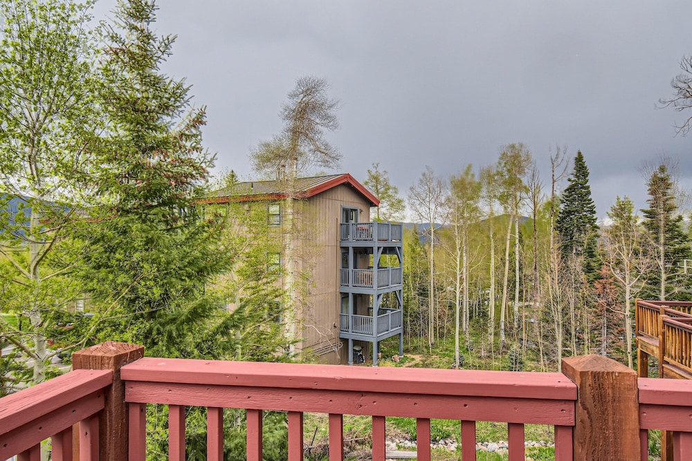 Summit County Vacations - 42 Burgundy 4br 3.5ba 4 Bedroom Townhouse by RedAwning - Property Image 2
