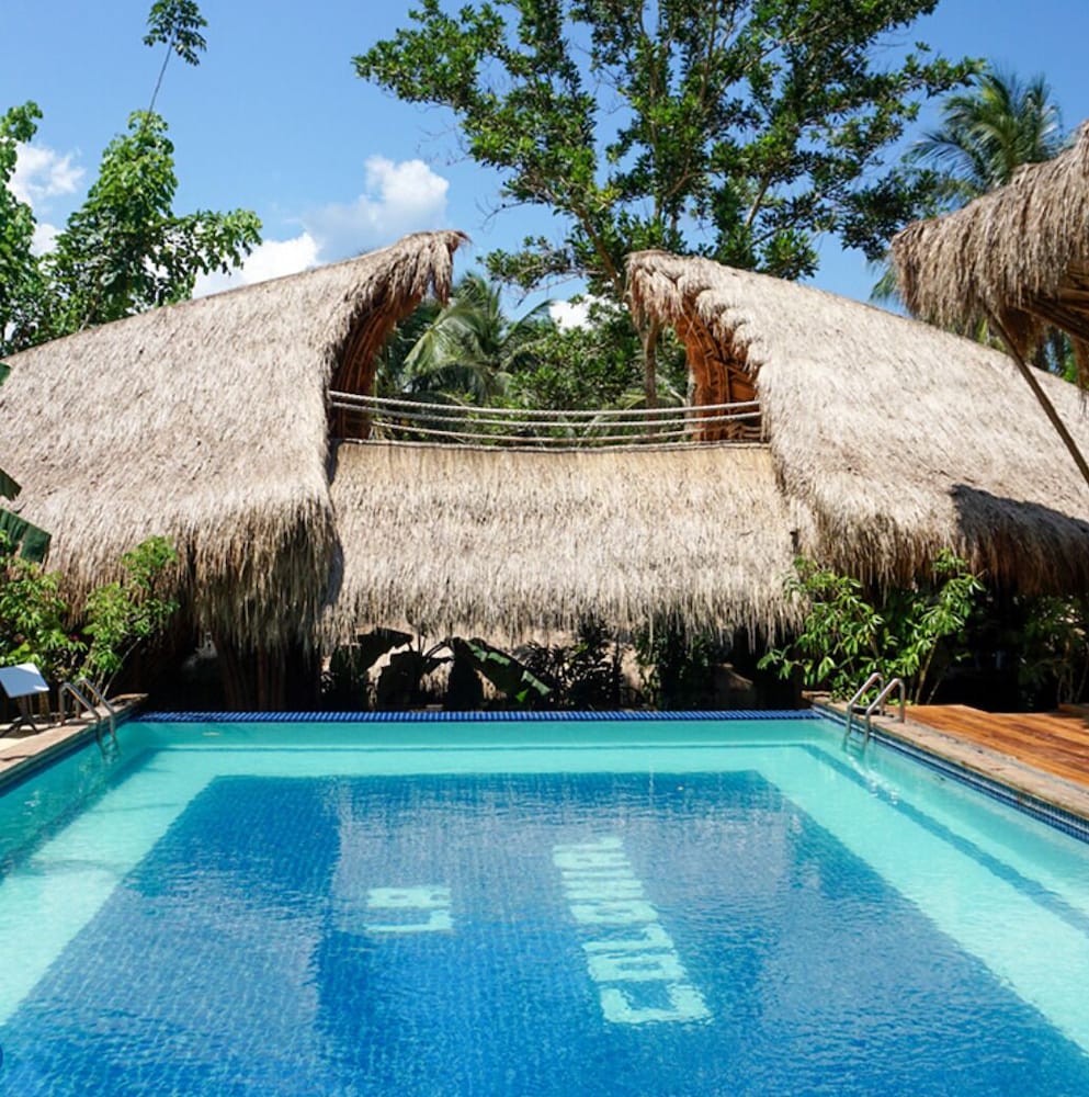 La Colonial Resort