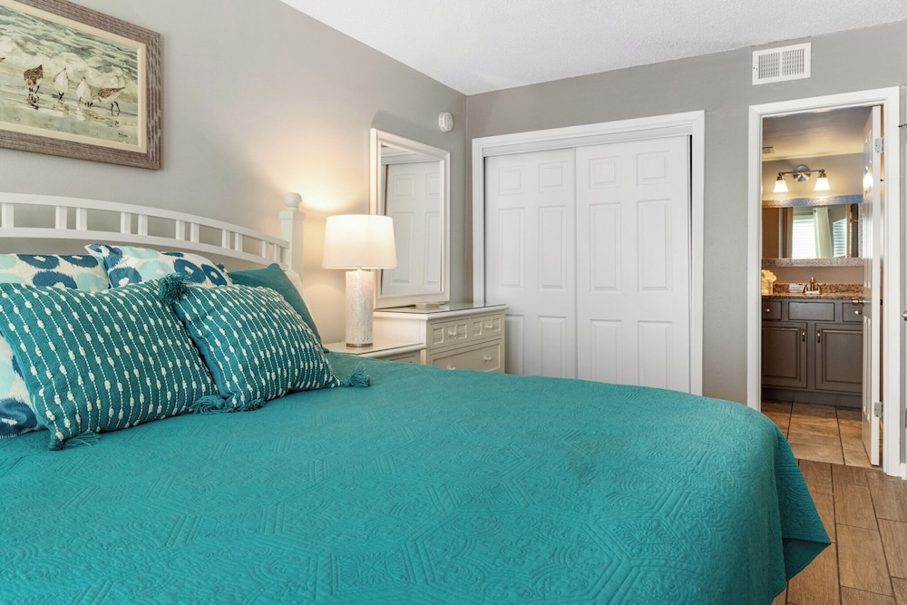 Island Sunrise by Southern Vacation Rentals