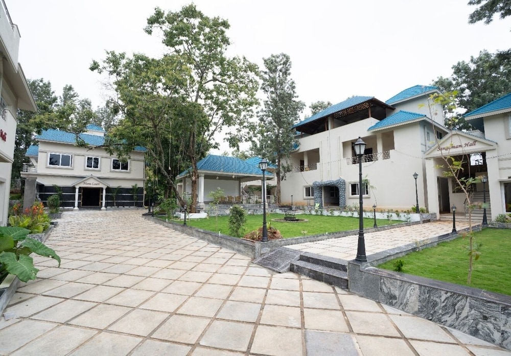 MSB Silver Spring Resort