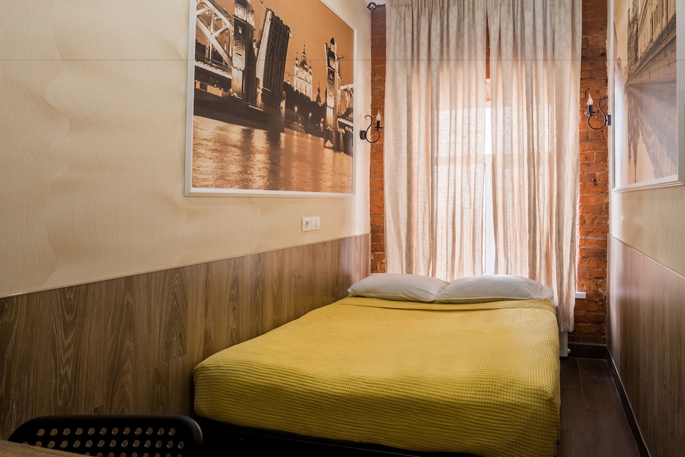 Samsonov Hotel on Goncharnaya 8