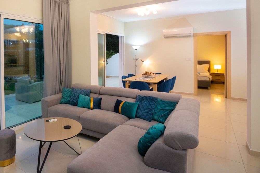 Limassol Vacations - Bay View Gardens Apartments with Pool - Property Image 61