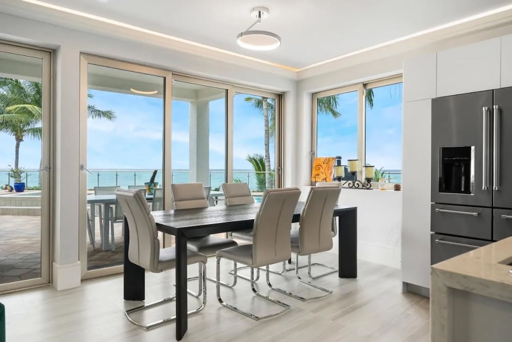 Trinity Villa in New Providence