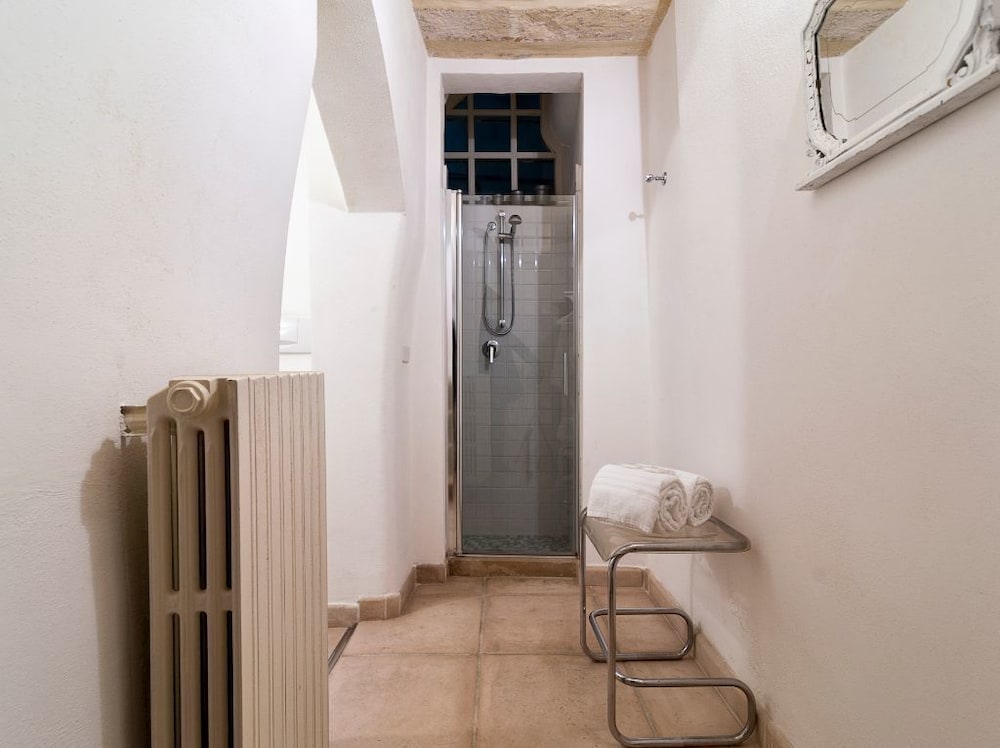Photo 32