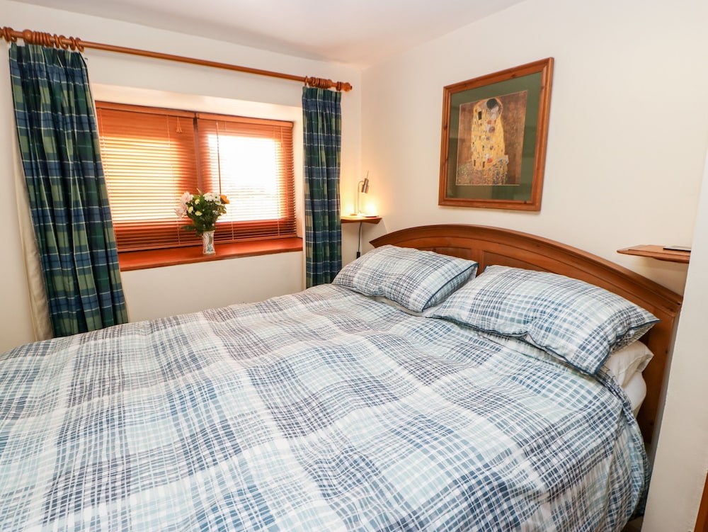 1 Yew Tree Cottages