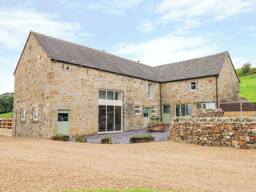 Pastures Barn