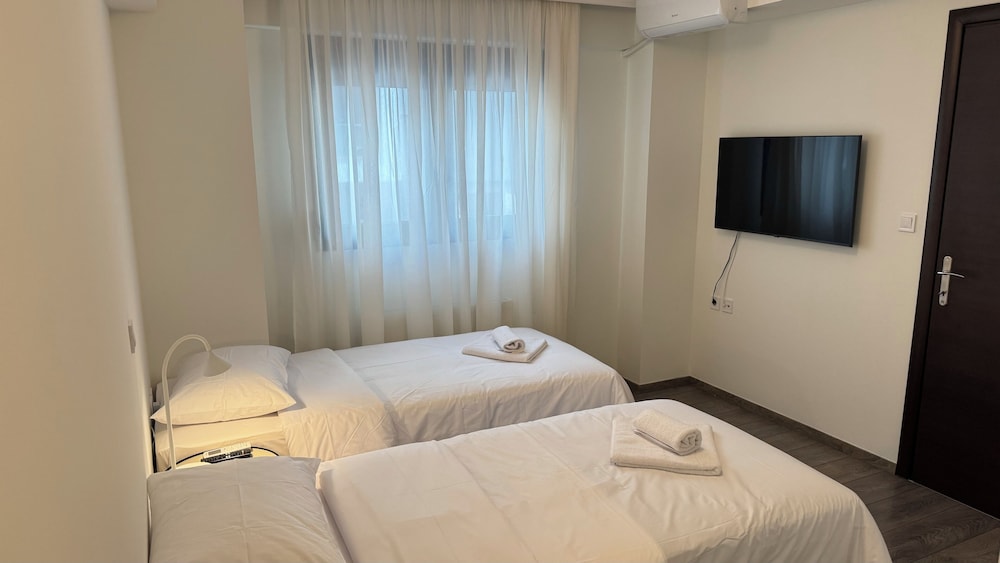 Icon Apartments
