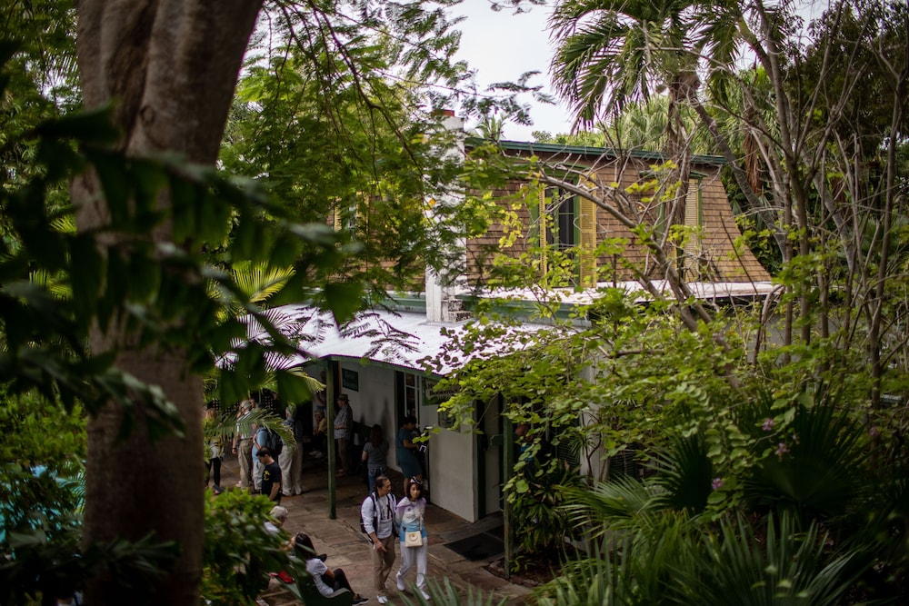 Andrews Inn & Garden Cottages