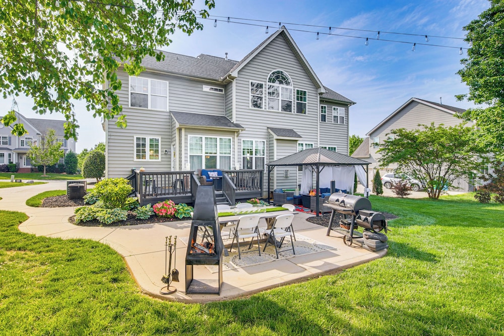 Patio, Deck & Grill: Charlotte Area Group Getaway!