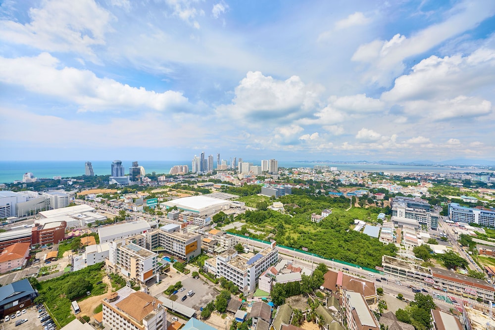 Once condo - Pattaya central location view 5
