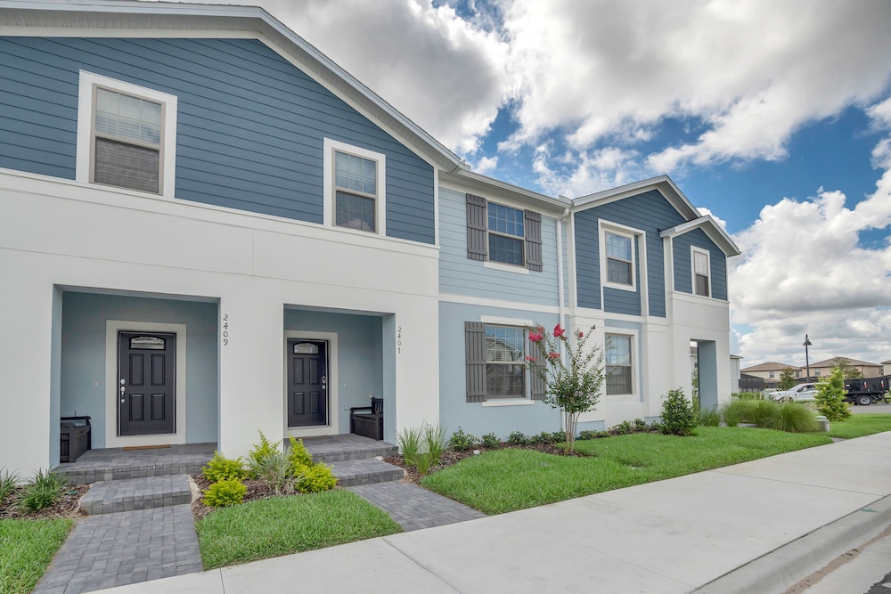 Townhome With Private Splash Pool Free Waterpark - Image 4