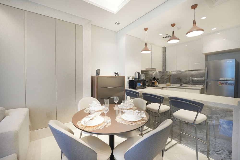 Easygo -exclusive 1BR in Business Bay