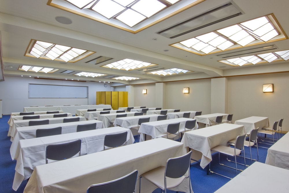 meeting & event spaces