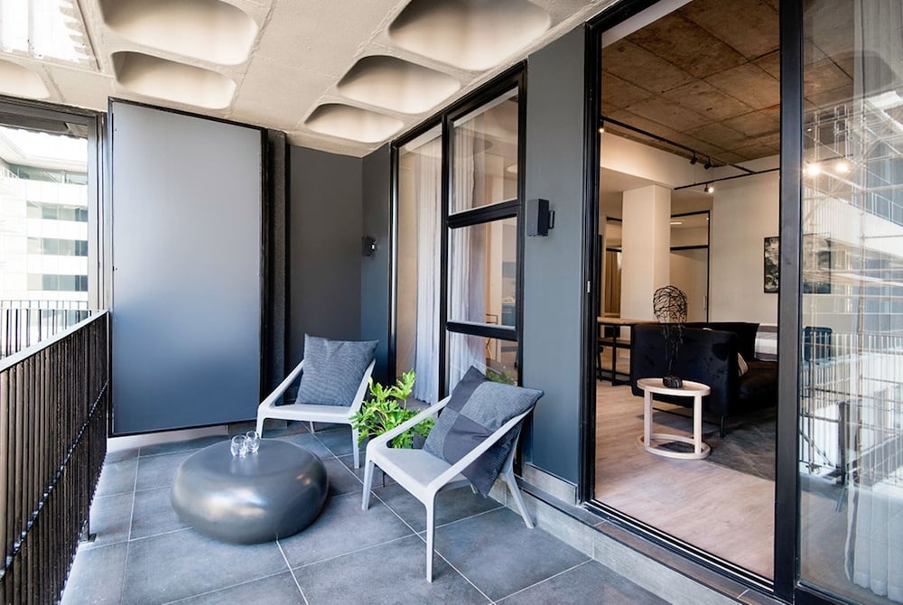 The Lineal Luxury Apartments - Airscape