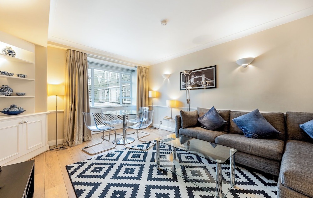 Nell Gwynn House Apartments