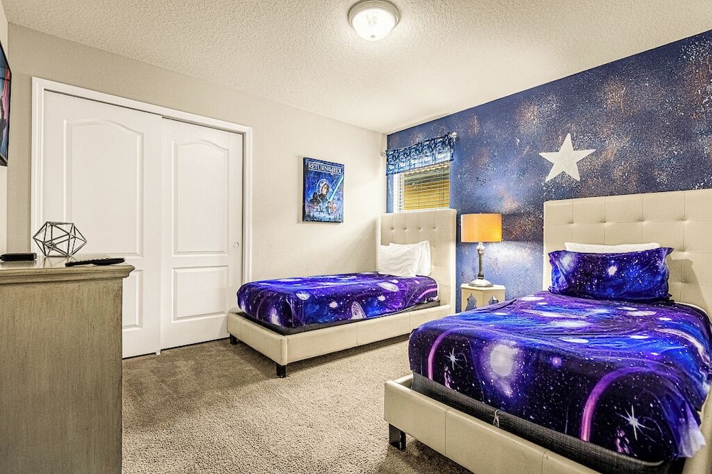9BR Luxury Vacation Villa near Disney
