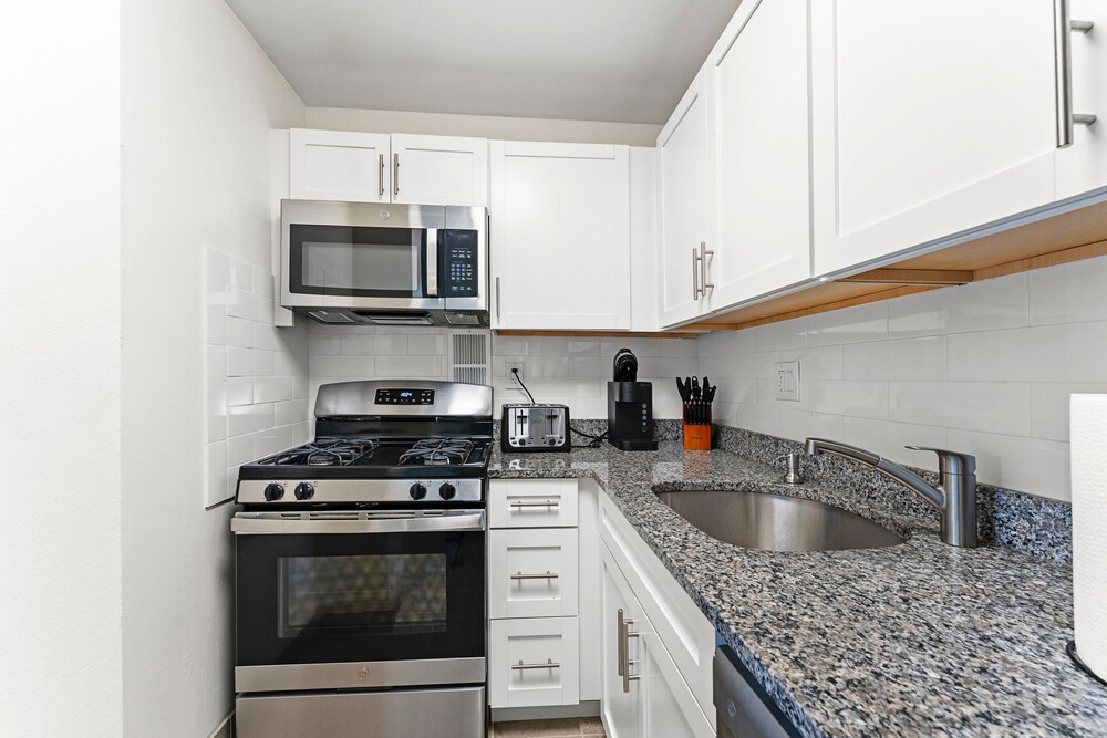 Furnished Apartment Near Longwood