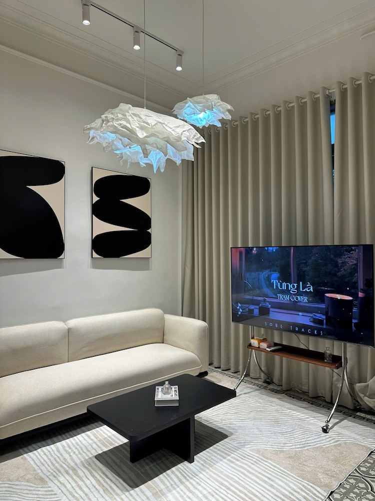 The Train Street Residence Ly Nam De